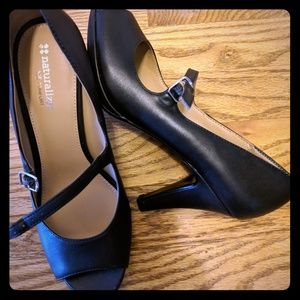 Naturalizer Mary Jane's